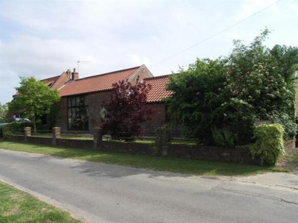 THE PROPERTY