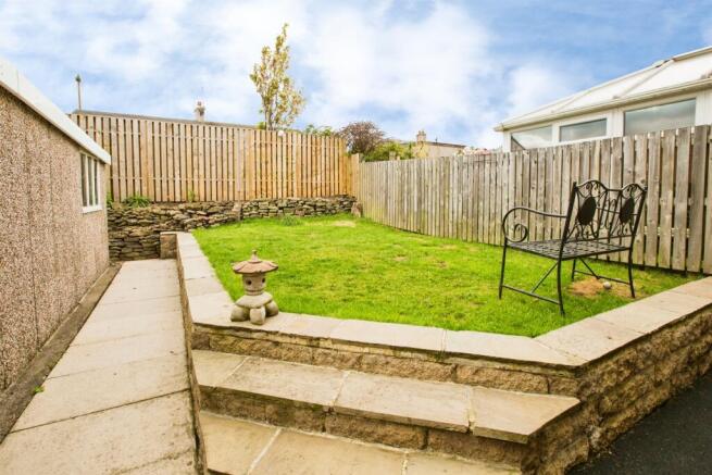 3 bed Semi-Detached for sale Image 8