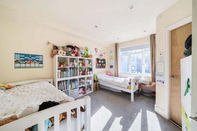 4 bed Terraced for sale Image 10