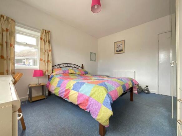 2 bed Semi-Detached Bungalow for sale Image 9