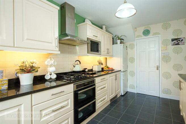 3 bed End of Terrace for sale Image 11