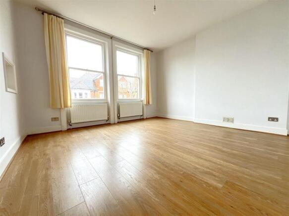 Living Room .jpeg
