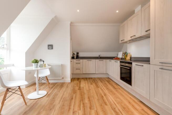 2 bed Apartment for sale Image 5