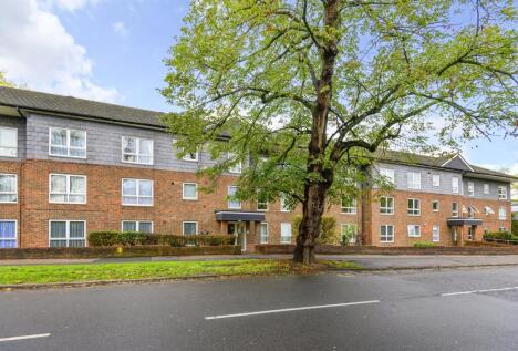 Briarwood Court, The Avenue, Worcester Park, KT4