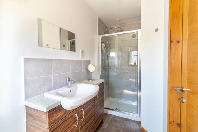 Master En-Suite
