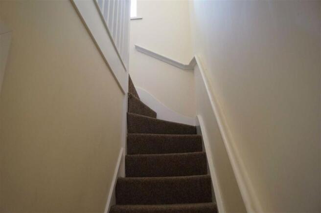 STAIRS/LANDING