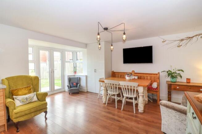 OPEN PLAN LIVING DINING KITCHEN