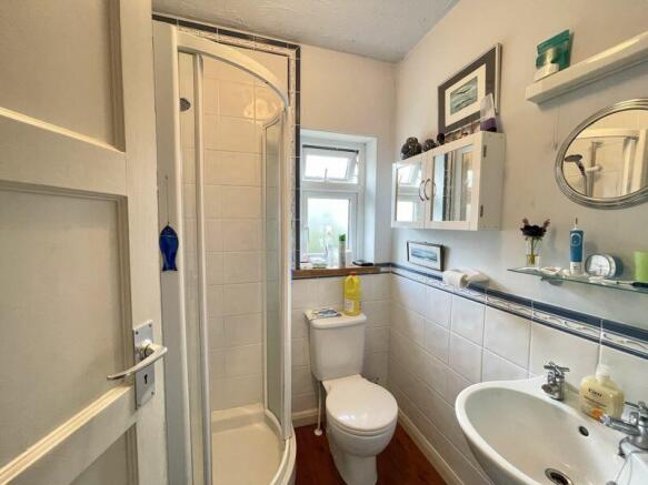 Family Shower Room