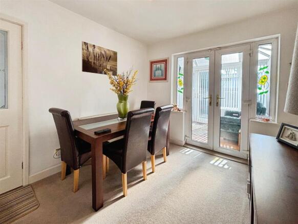 1 bed Semi-Detached Bungalow for sale Image 7