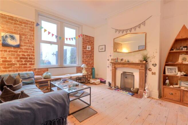 5 bed Terraced for sale Image 4