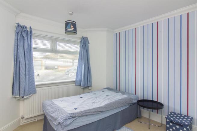 bed3.jpg
