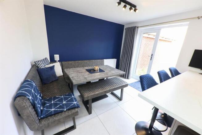 4 bed Detached for sale Image 7