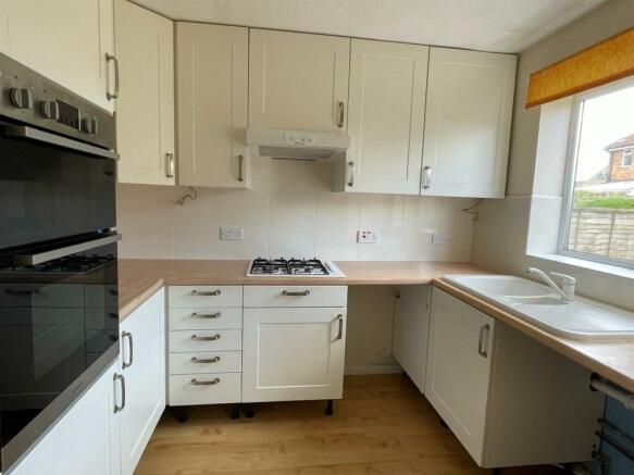 Kitchen1.jpg