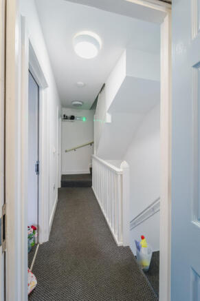 AVAILABLE FOR 2026/2027 ACADEMIC YEAR - NEAR WARW