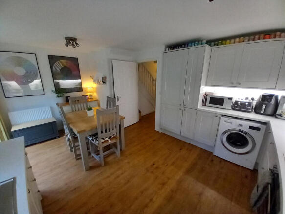 Kitchen/Dining Room