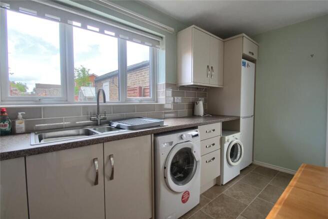 2 bed Semi-Detached for sale Image 6