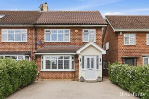 34, Hacton Lane, Hornchurch RM12 6PB