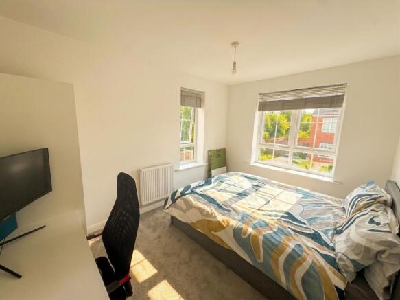 3 bed Semi-Detached for sale Image 10