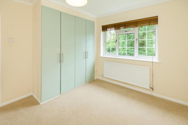 2nd bedroom