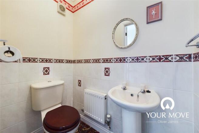 Cloakroom / Wc