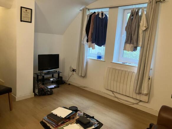 1 bed Flat for sale Image 8