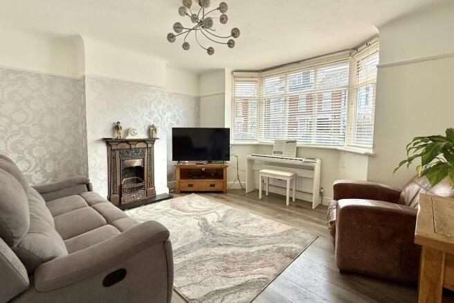 Findon Road, Gosport photo 4