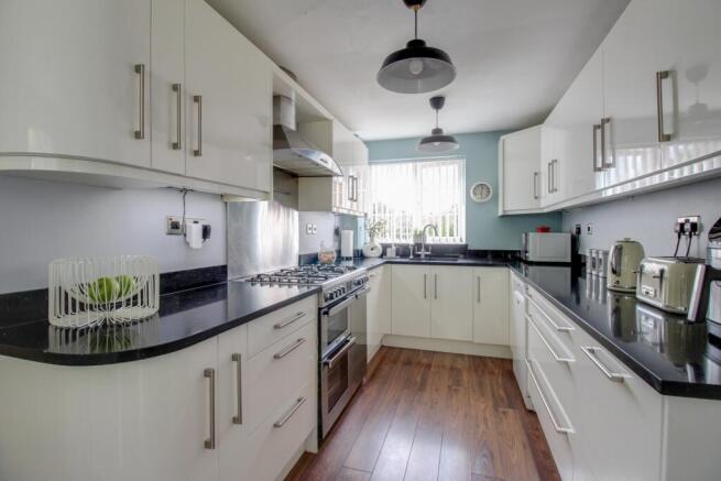 Kitchen_3