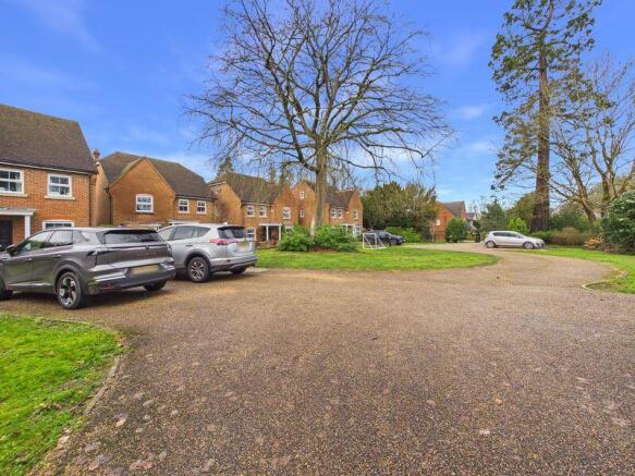 DEVELOPMENT OPEN PLAN DRIVEWAY & ...