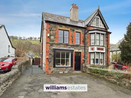 Carrog, Corwen, LL21
