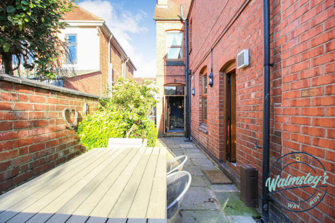 Rear side return and kitchen and sitting room acce