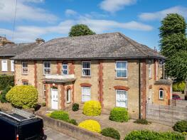 Flat 5, 43 Darnley Court, Darnley Road, Gravesend DA11 0SD