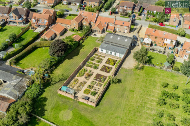 Walled Garden & The Garden House