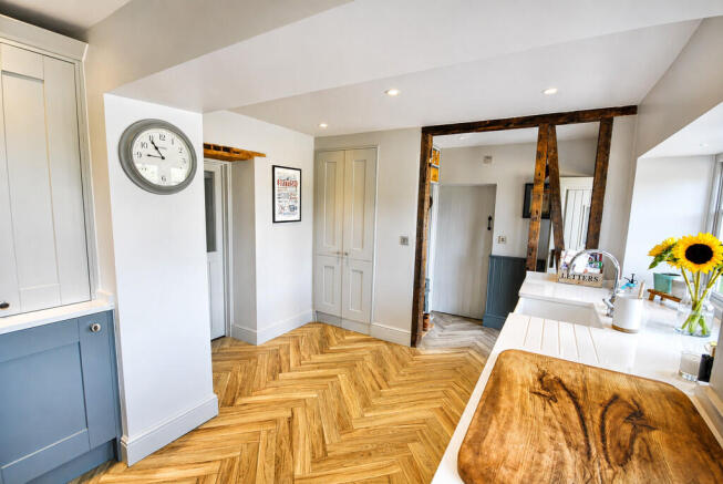 3 bed Cottage for sale Image 8