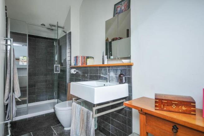 Ensuite