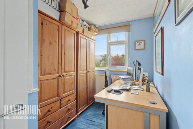 3 bed Semi-Detached for sale Image 11