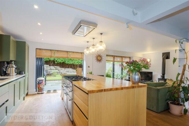 Deer Hill Drive, Marsden, Huddersfield, West Yorkshire, HD7 photo 3
