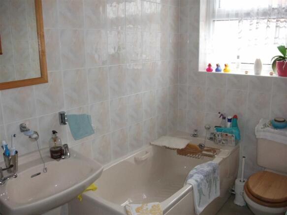 Photo 9