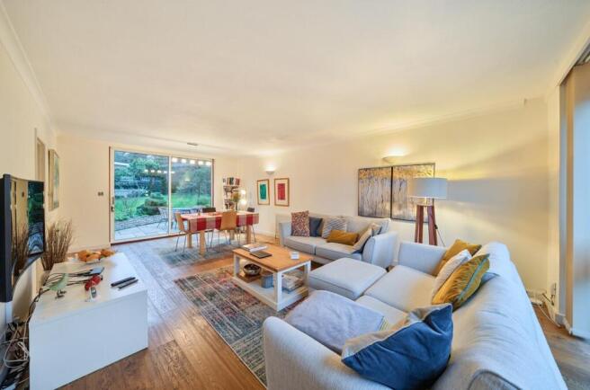 Davidson Frost-Wellings, DFW, Chiltern Close, WD23
