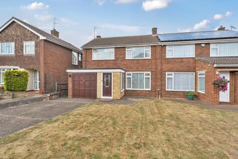 Brian Road, Harlington, LU5