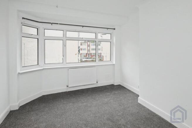 39 Gloucester Close, London, NW10 8EG photo 4