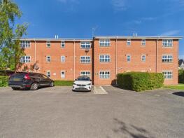 7, Ardmore Close, Nottingham NG2 4GP