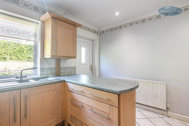 3 bed Bungalow for sale Image 8