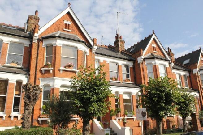 Edwardian Fascade