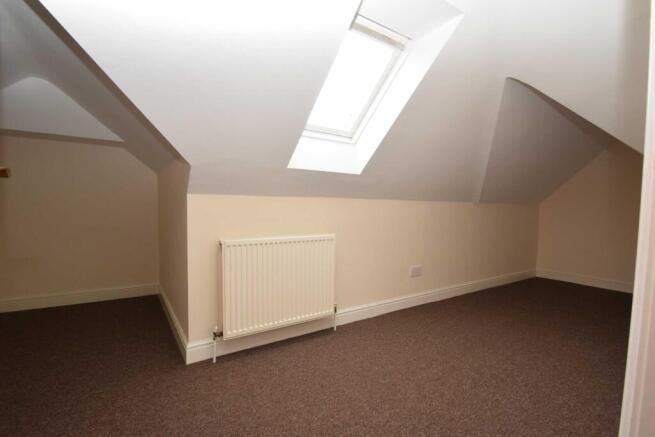 2 bed Apartment to rent Image 9