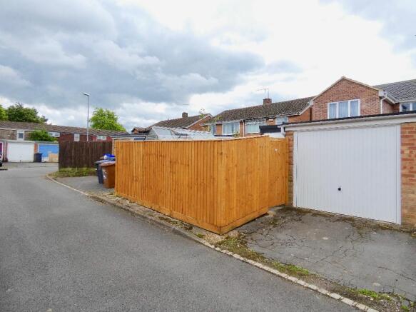 garage / service rd