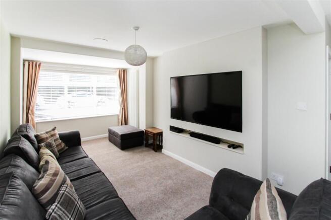 Living Room.jpg