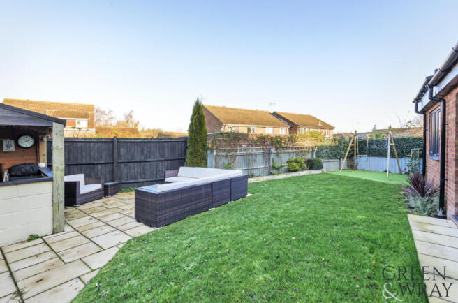 REAR GARDEN.jpg