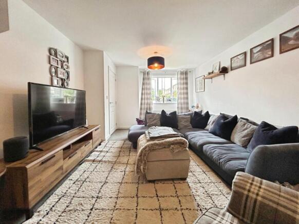 3 bed Semi-Detached for sale Image 5