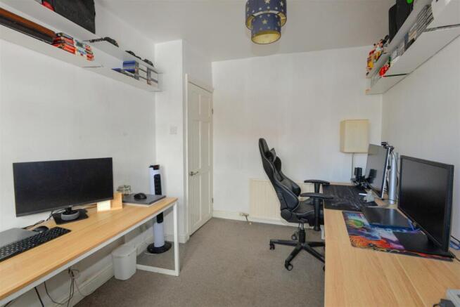 Bedroom2 2.jpg
