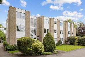 Flat 6, Woodview Court, Queens Road, Weybridge KT13 9XF